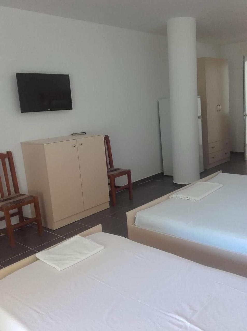 Rooms&apartments Analipsi Gasthuis Shëngjin