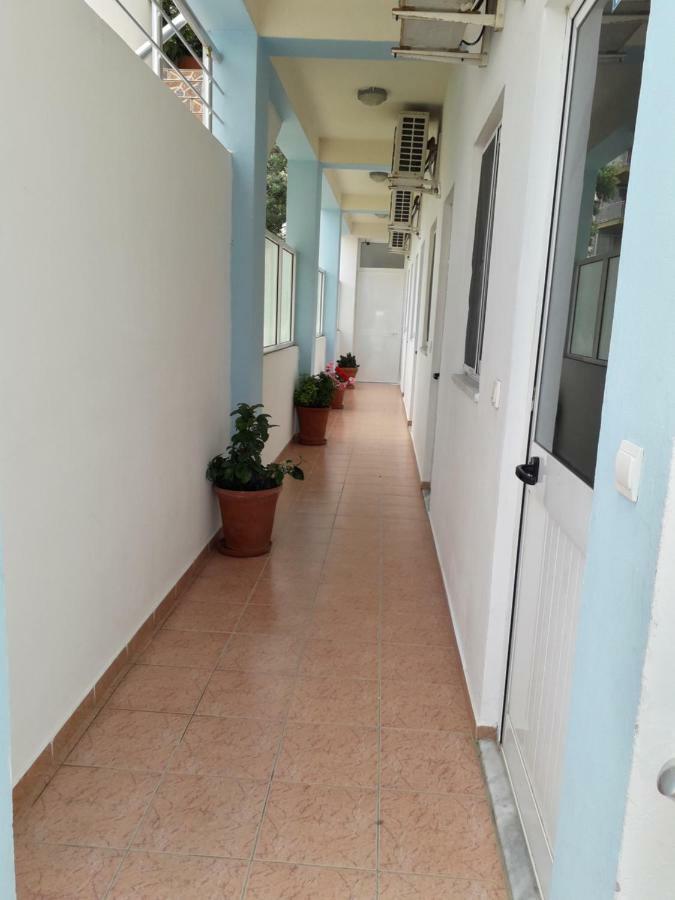 Rooms&apartments Analipsi *